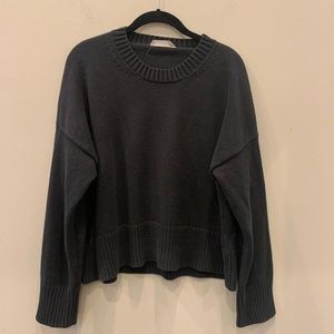 Everlane sweater size s